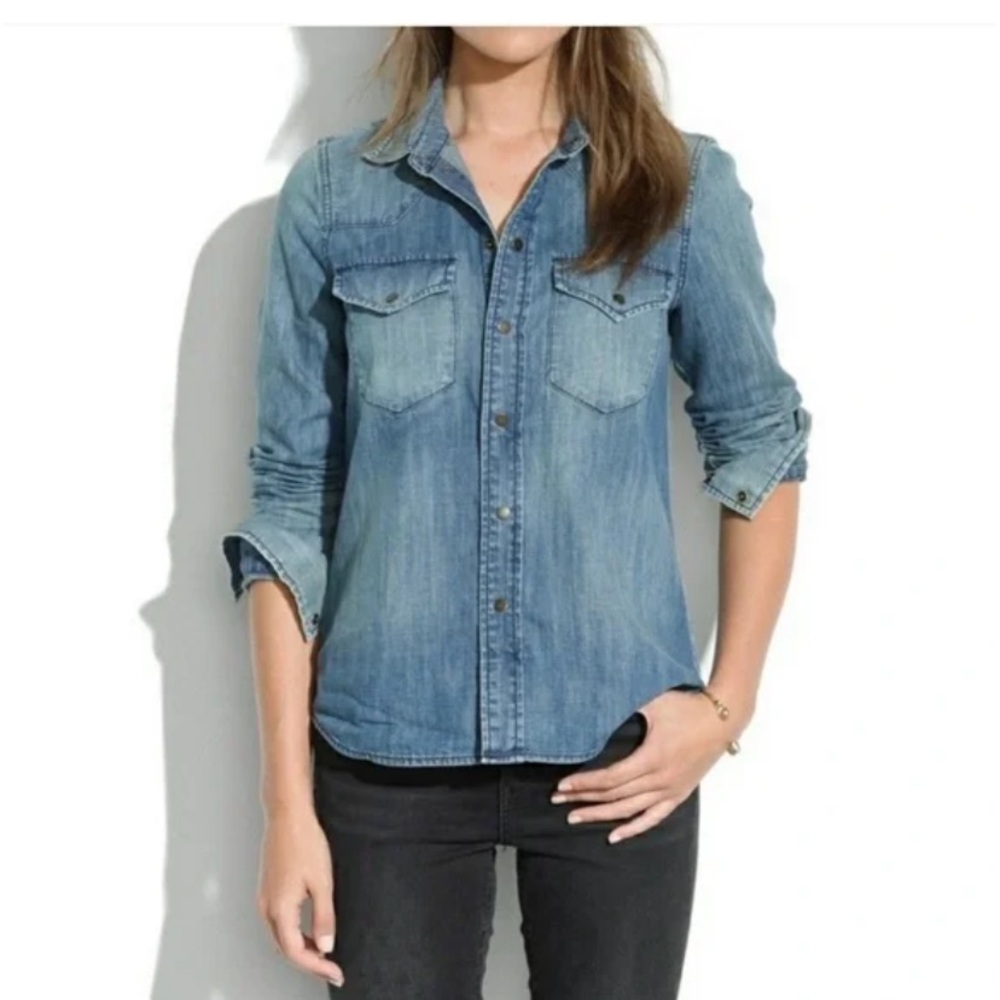 Madewell Denim Snap Button Up Shirt - Women’s Size M